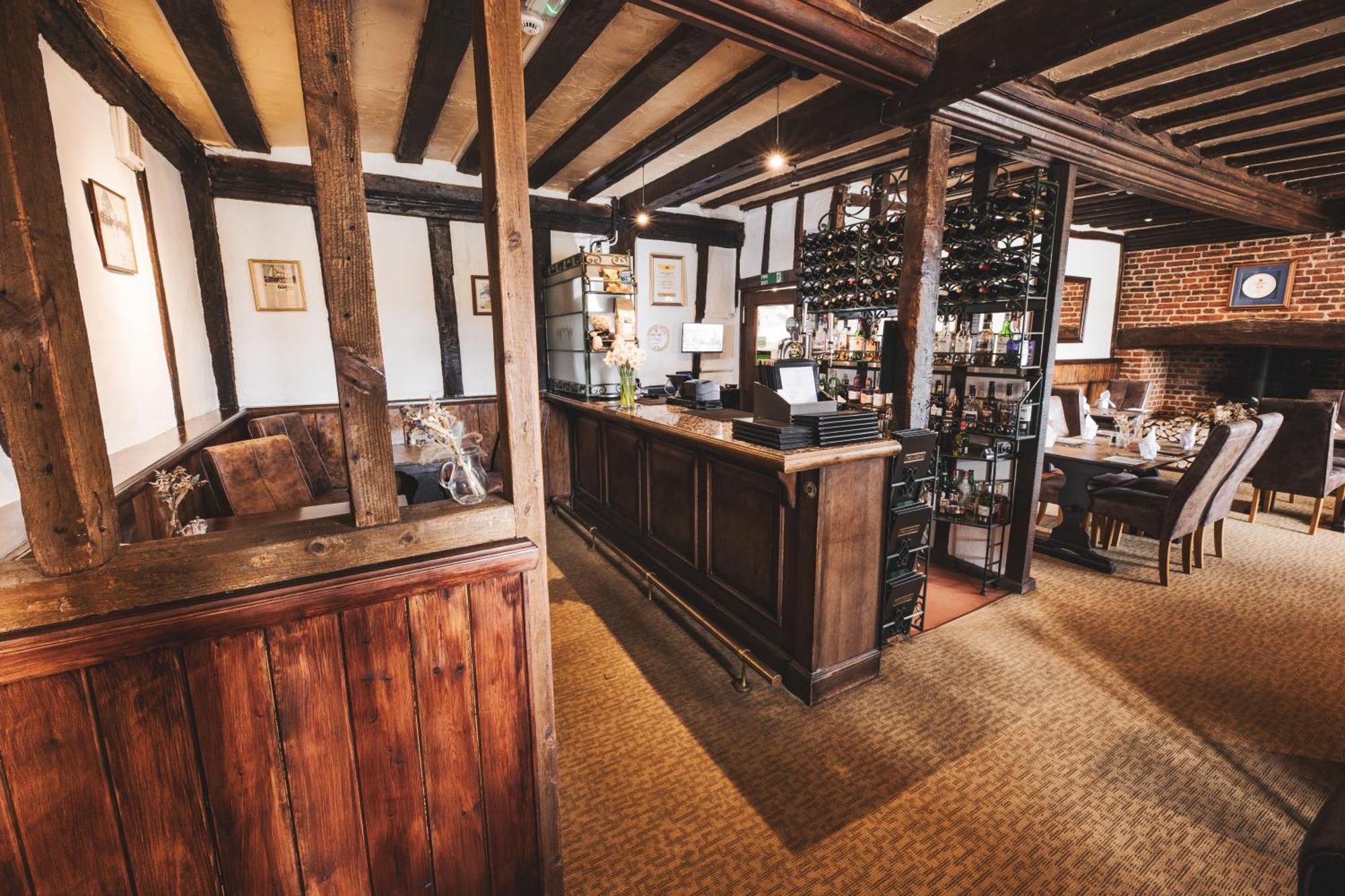 The Auberge Yaxley  Extérieur photo